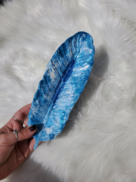 Sky Feather Dish