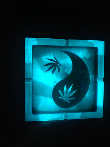 Large uv Ashtray